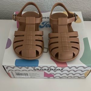 Toddler Shoo shoo Jelly Sandals, Size 7 Style: Syd; Color: Clay